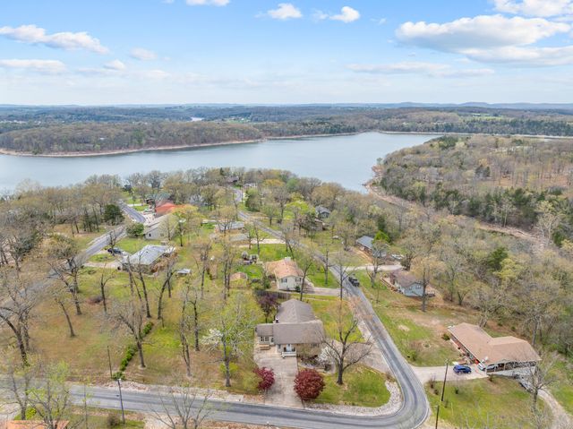 25540 Fox Woods Circle, Shell Knob, MO 65747