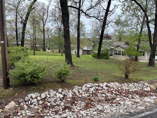 25540 Fox Woods Circle, Shell Knob, MO 65747
