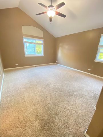 1213 Pennsbury Lane, Aurora, IL 60502