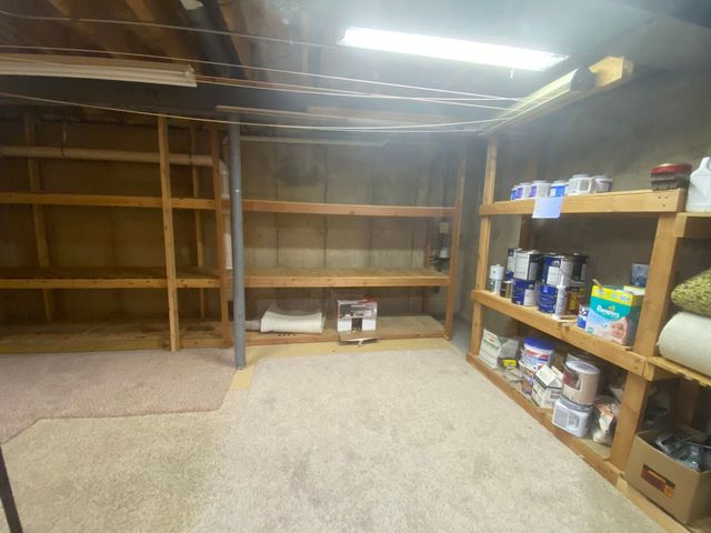 1213 Pennsbury Lane, Aurora, IL 60502