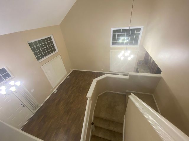 1213 Pennsbury Lane, Aurora, IL 60502