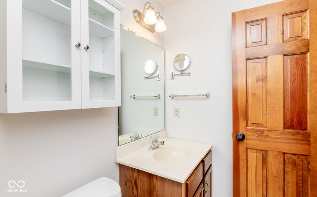 285 Plum Court, Columbus, IN 47201