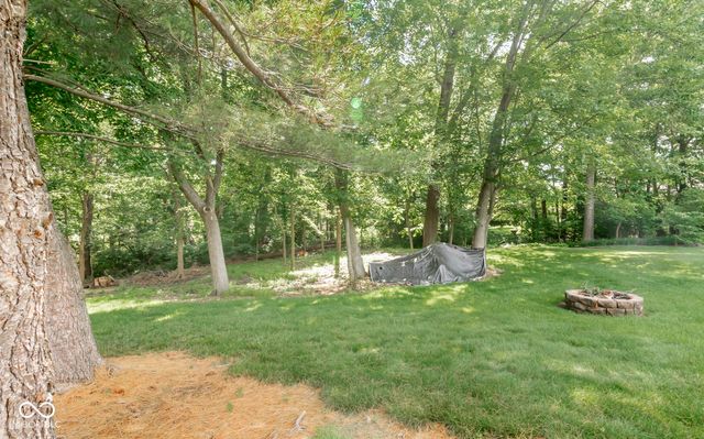285 Plum Court, Columbus, IN 47201