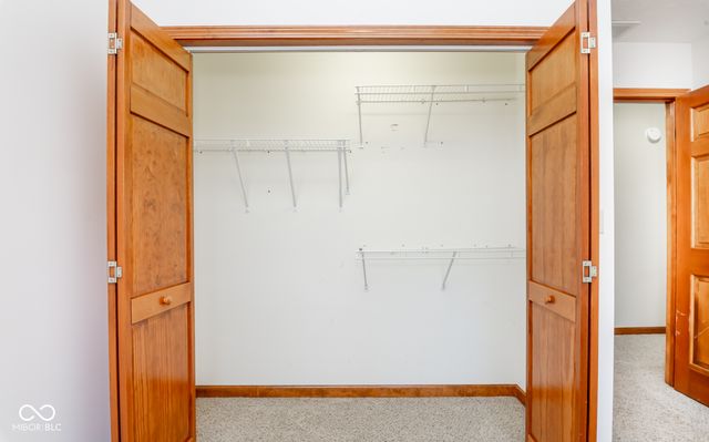 285 Plum Court, Columbus, IN 47201