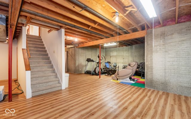285 Plum Court, Columbus, IN 47201