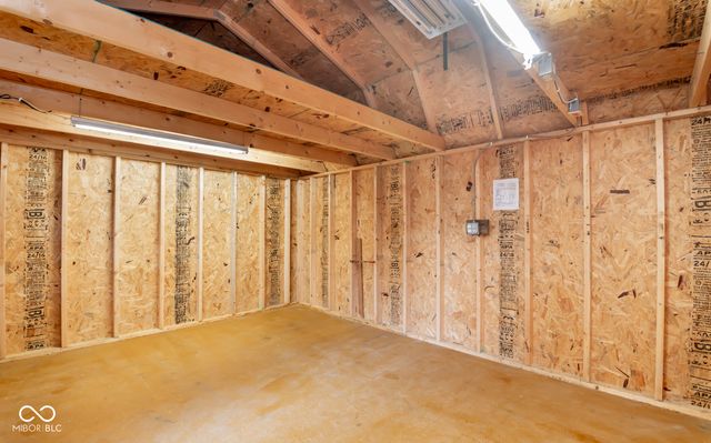 285 Plum Court, Columbus, IN 47201