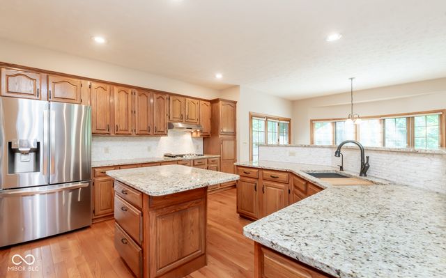 285 Plum Court, Columbus, IN 47201
