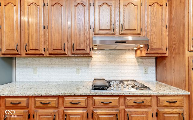 285 Plum Court, Columbus, IN 47201
