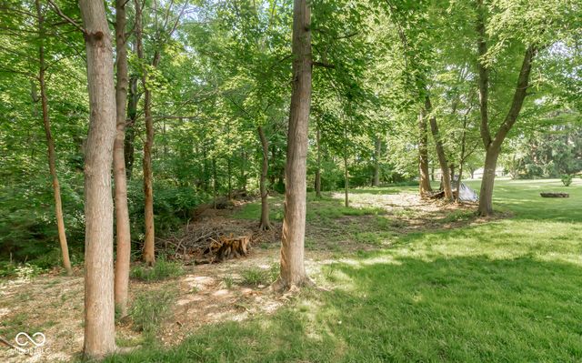 285 Plum Court, Columbus, IN 47201
