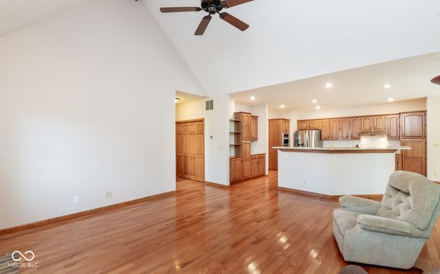 285 Plum Court, Columbus, IN 47201