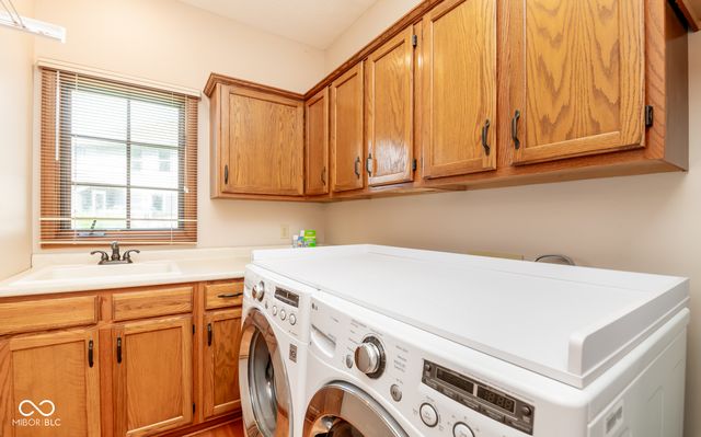 285 Plum Court, Columbus, IN 47201