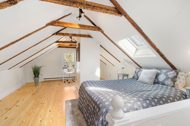 2 Commercial St 3, Marblehead, MA 01945