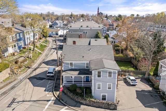 2 Commercial St 3, Marblehead, MA 01945