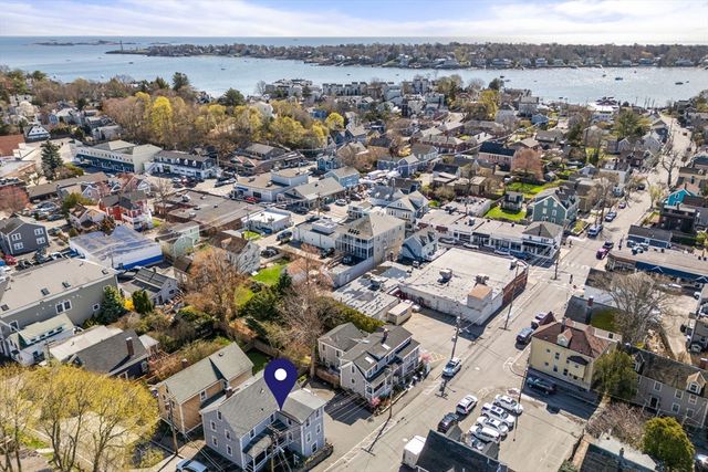 2 Commercial St 3, Marblehead, MA 01945