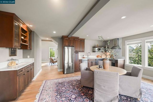 226 Nob Hill Drive, Walnut Creek, CA 94596