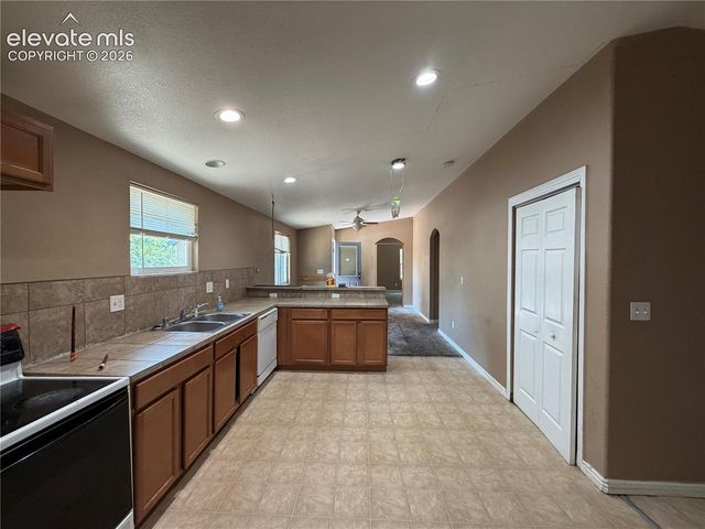 622 Prairie Road, Colorado Springs, CO 80909
