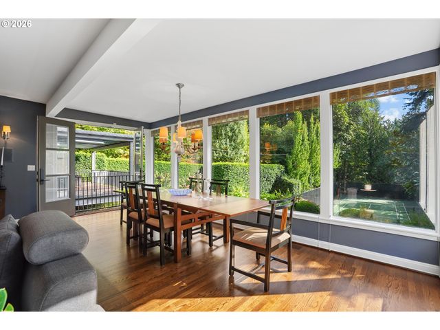 5020 Sw HUMPHREY Blvd, Portland, OR 97221