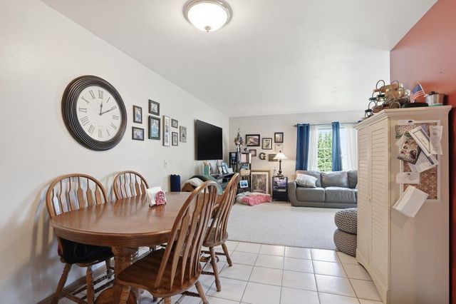 908-910 Greig Trail, Stoughton, WI 53589