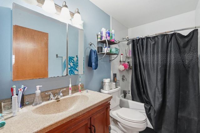 908-910 Greig Trail, Stoughton, WI 53589