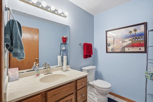 908-910 Greig Trail, Stoughton, WI 53589