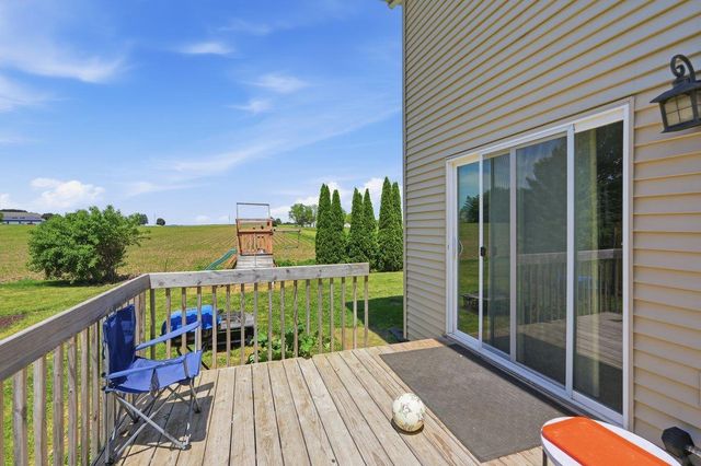 908-910 Greig Trail, Stoughton, WI 53589