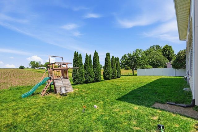908-910 Greig Trail, Stoughton, WI 53589
