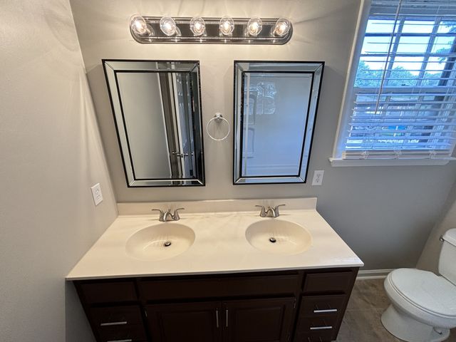 252 Southburn Dr, Hendersonville, TN 37075