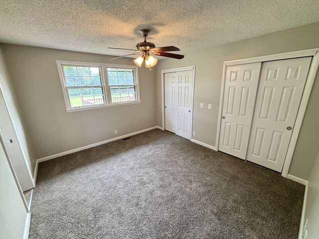 252 Southburn Dr, Hendersonville, TN 37075