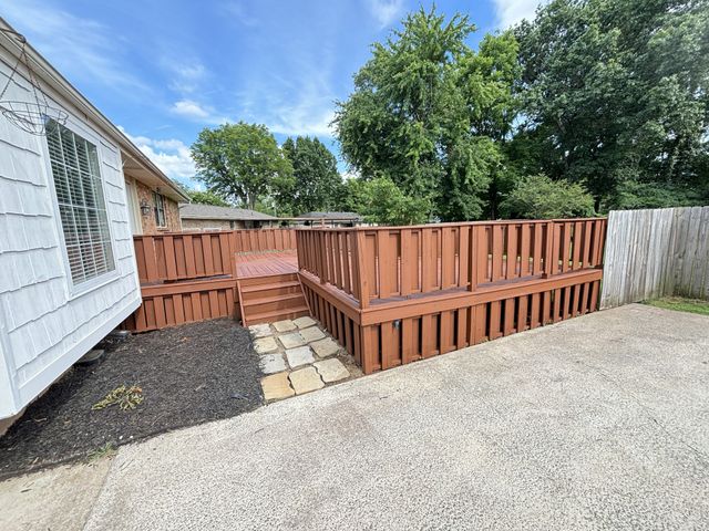 252 Southburn Dr, Hendersonville, TN 37075