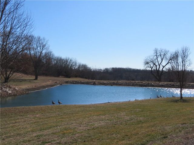 16245 62nd Street, Oskaloosa, KS 66066