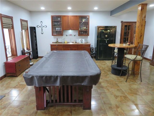 16245 62nd Street, Oskaloosa, KS 66066