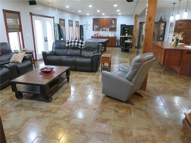 16245 62nd Street, Oskaloosa, KS 66066