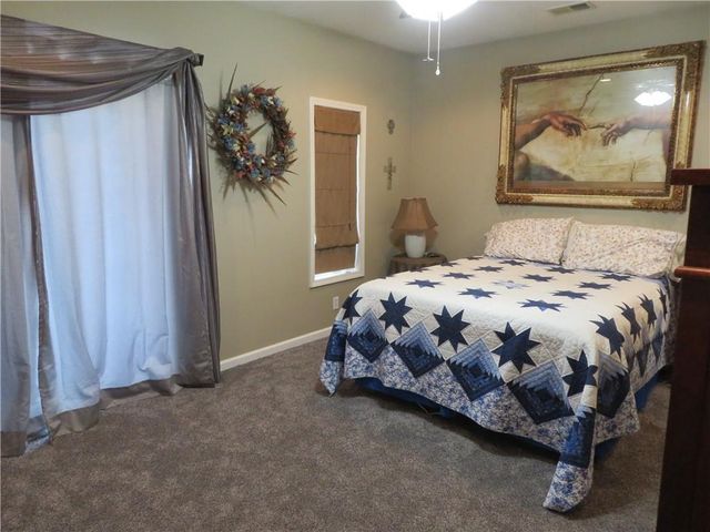 16245 62nd Street, Oskaloosa, KS 66066