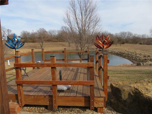 16245 62nd Street, Oskaloosa, KS 66066