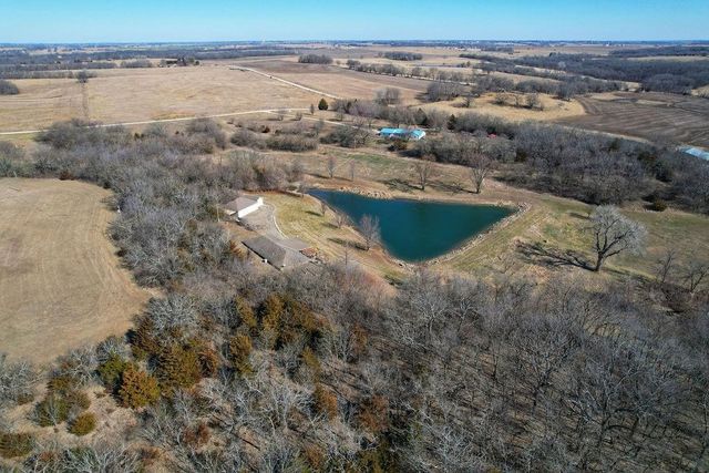 16245 62nd Street, Oskaloosa, KS 66066