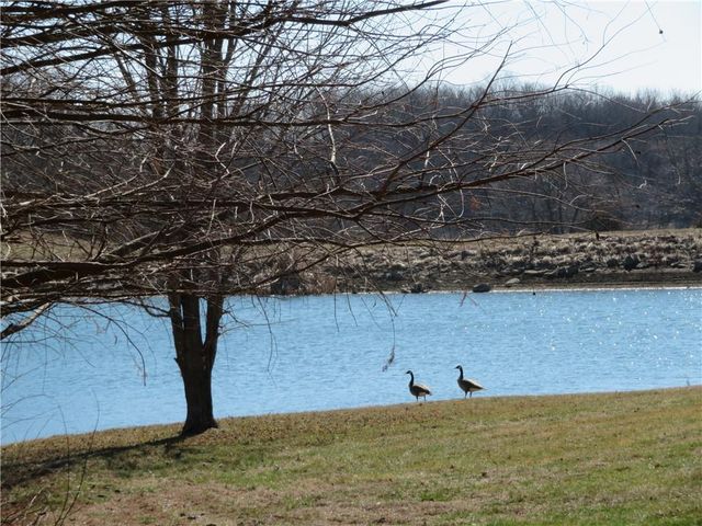 16245 62nd Street, Oskaloosa, KS 66066