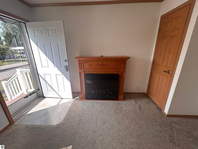 2742 S Sage Drive, Mt Pleasant, MI 48858