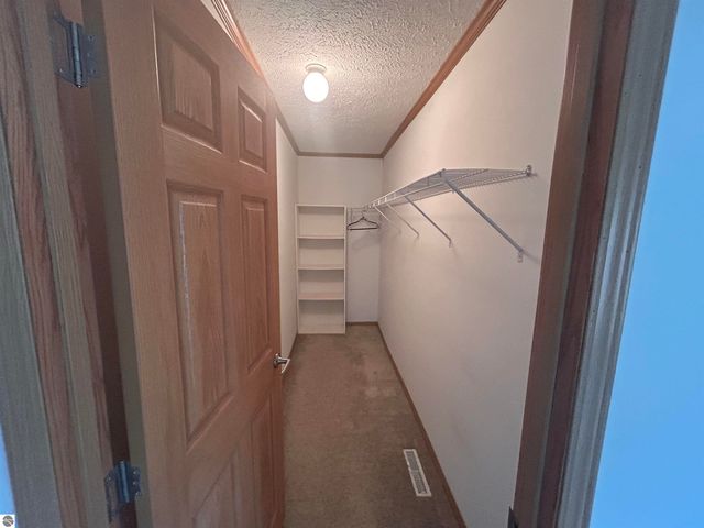 2742 S Sage Drive, Mt Pleasant, MI 48858