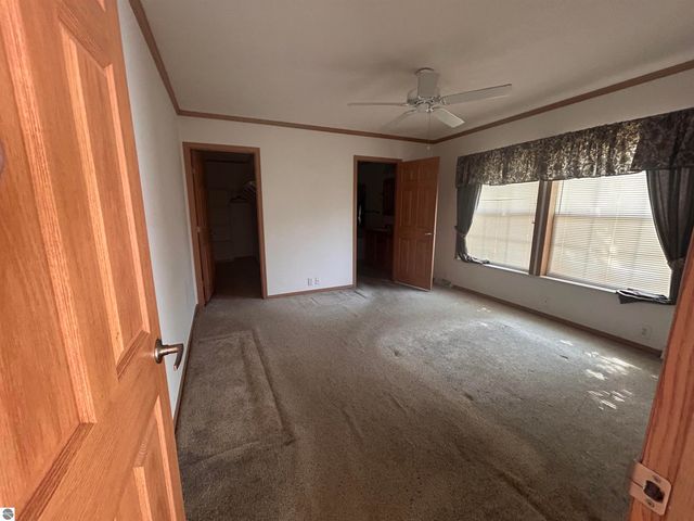 2742 S Sage Drive, Mt Pleasant, MI 48858