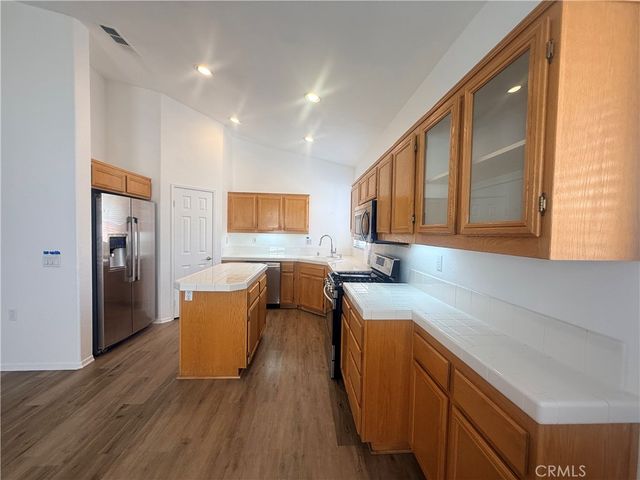 26805 China, Romoland, CA 92585