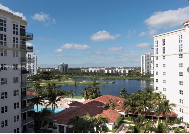 19900 E Country Club Dr TS20, Aventura, FL 33180