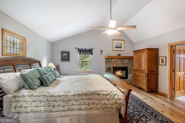 349 Moon Shadow View N, Blairsville, GA 30512