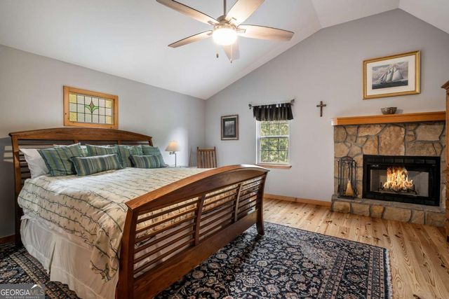 349 Moon Shadow View N, Blairsville, GA 30512