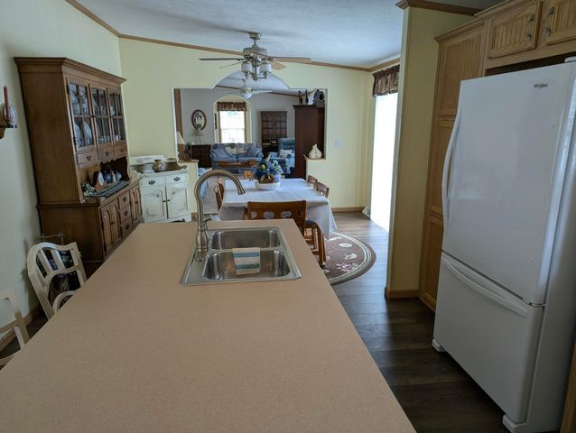 2717 E PARK Lane, Erie, PA 16506