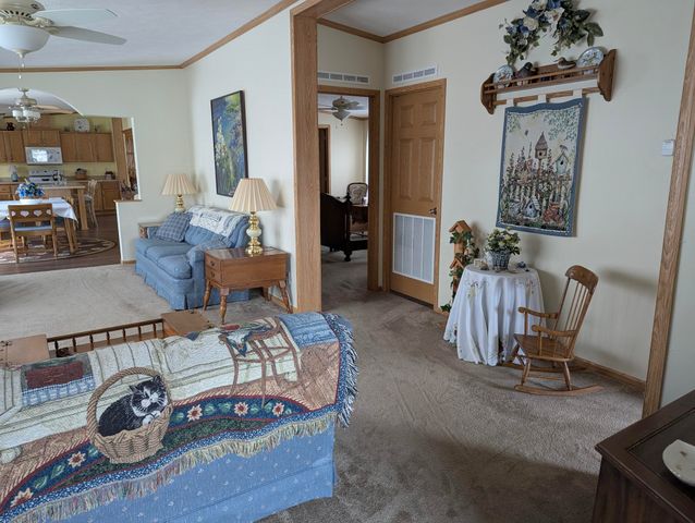 2717 E PARK Lane, Erie, PA 16506