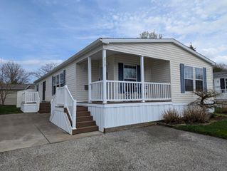 2717 E PARK Lane, Erie, PA 16506