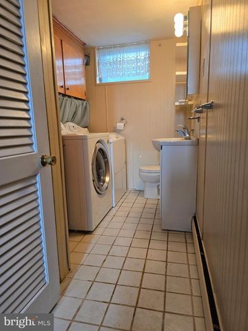 548 N FRANKLIN ST, Chambersburg, PA 17201
