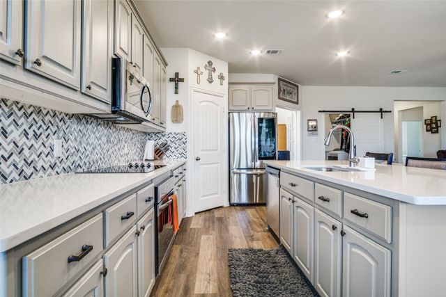 1516 Shindig Court, Weatherford, TX 76087