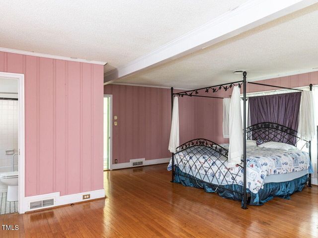 110 W Parker Street, Smithfield, NC 27577