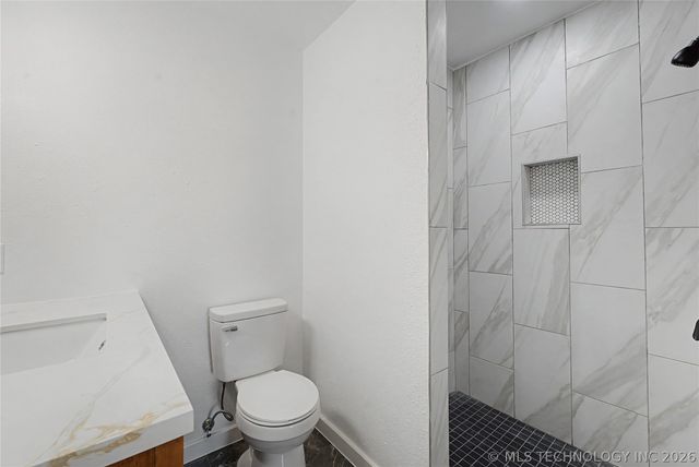 215 W Burnham Avenue, Sapulpa, OK 74066